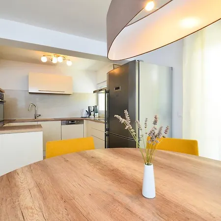 Oda ve Kahvaltı Liburnum 4*
