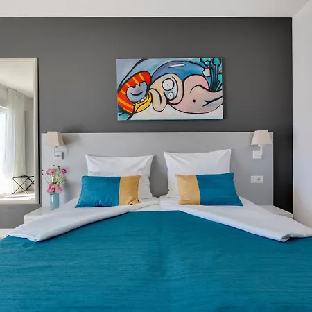 Oda ve Kahvaltı Liburnum 4*