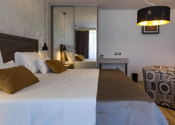 Liburnum לינה וארוחת בוקר