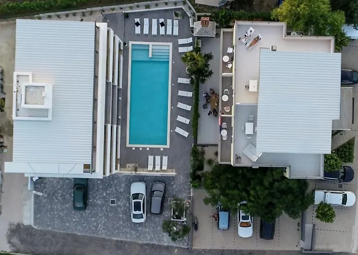 리부르넘 자다르